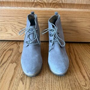 Steve Madden Tanngoo Women’s Tan Suede Wedge Bootie - size 10